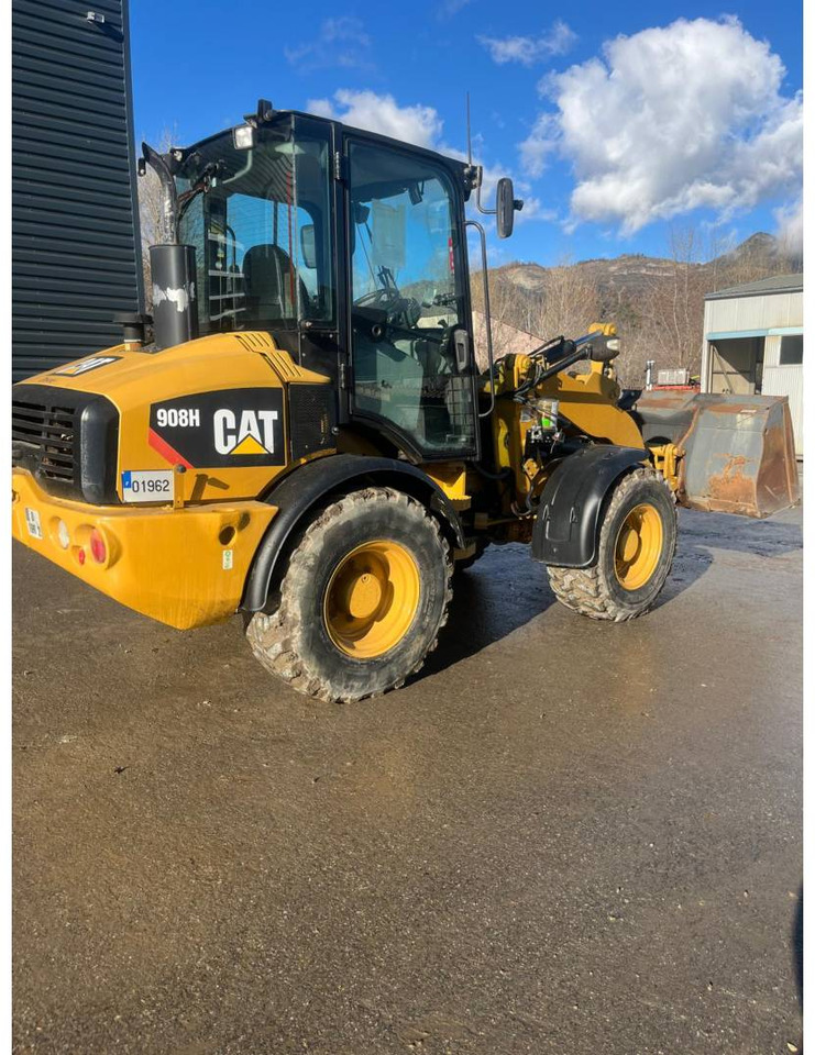 CAT 908 - Wheel loader: picture 1 CAT 908 - Wheel loader: picture 1