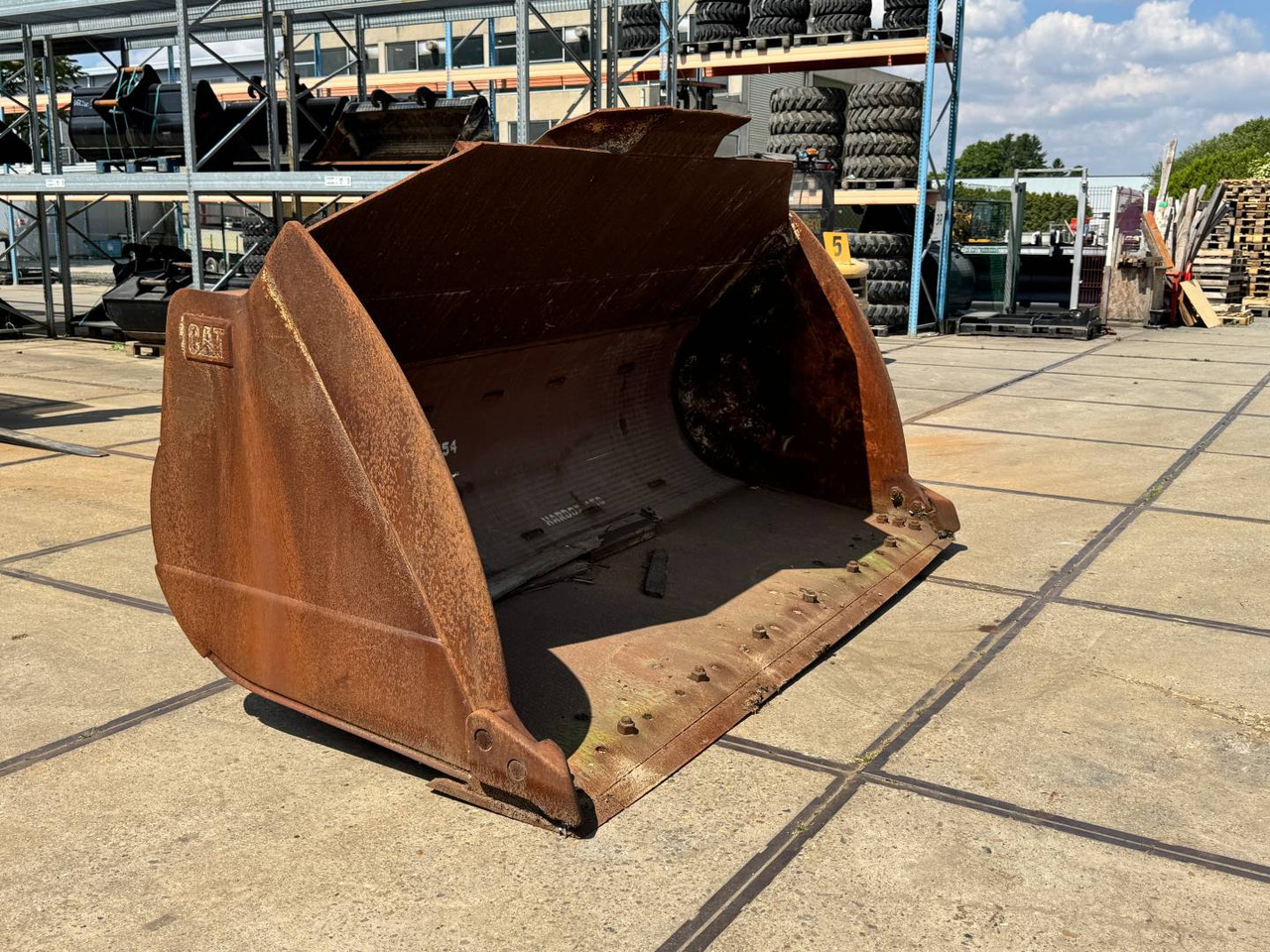 CAT BUCKET GP / 5 CU M / FOR FUSION COUPLER - Bucket: picture 2 CAT BUCKET GP / 5 CU M / FOR FUSION COUPLER - Bucket: picture 2