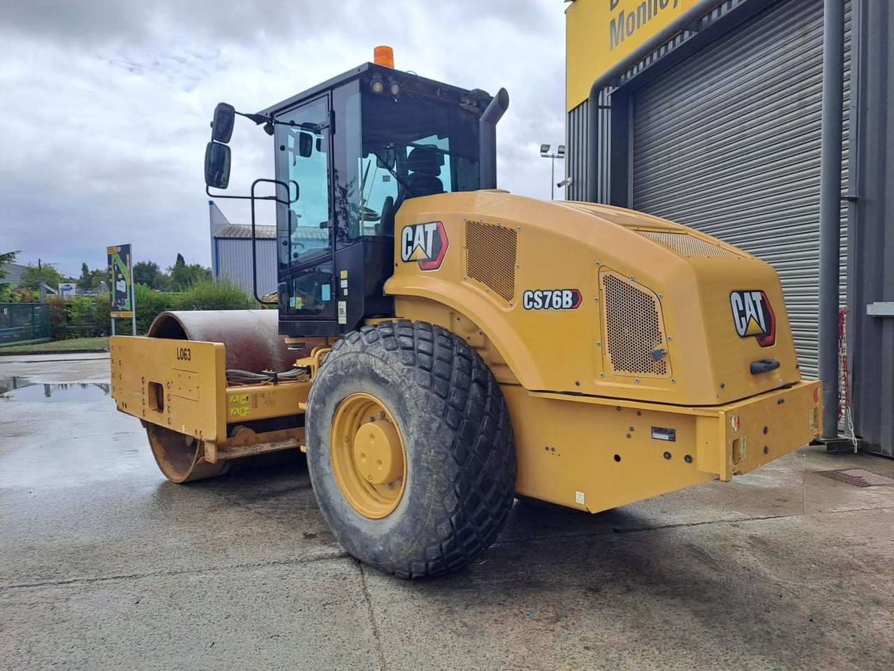 CAT CS76B 4F - Compactor: picture 4 CAT CS76B 4F - Compactor: picture 4