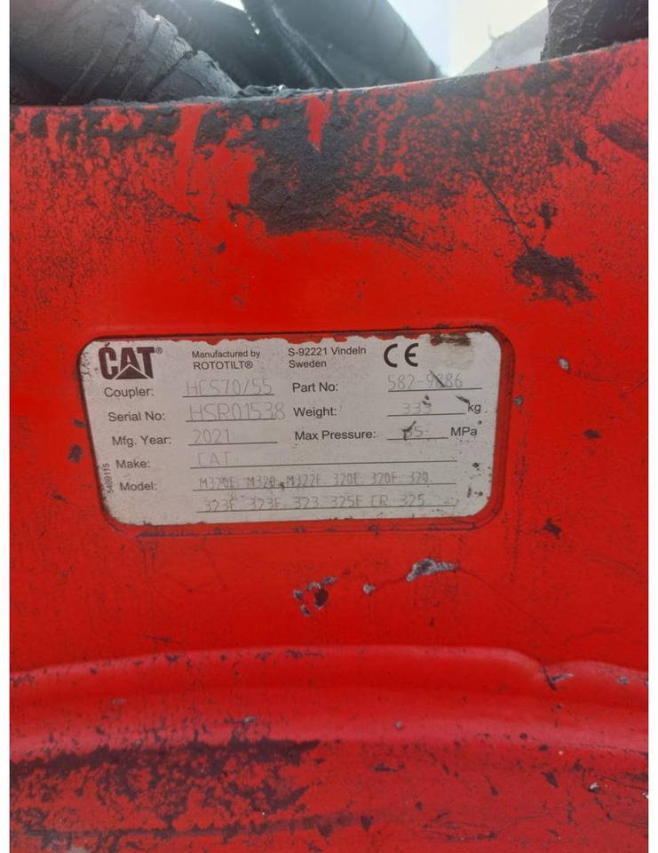 CAT HCS70/55/582-9886 - Quick coupler: picture 2 CAT HCS70/55/582-9886 - Quick coupler: picture 2