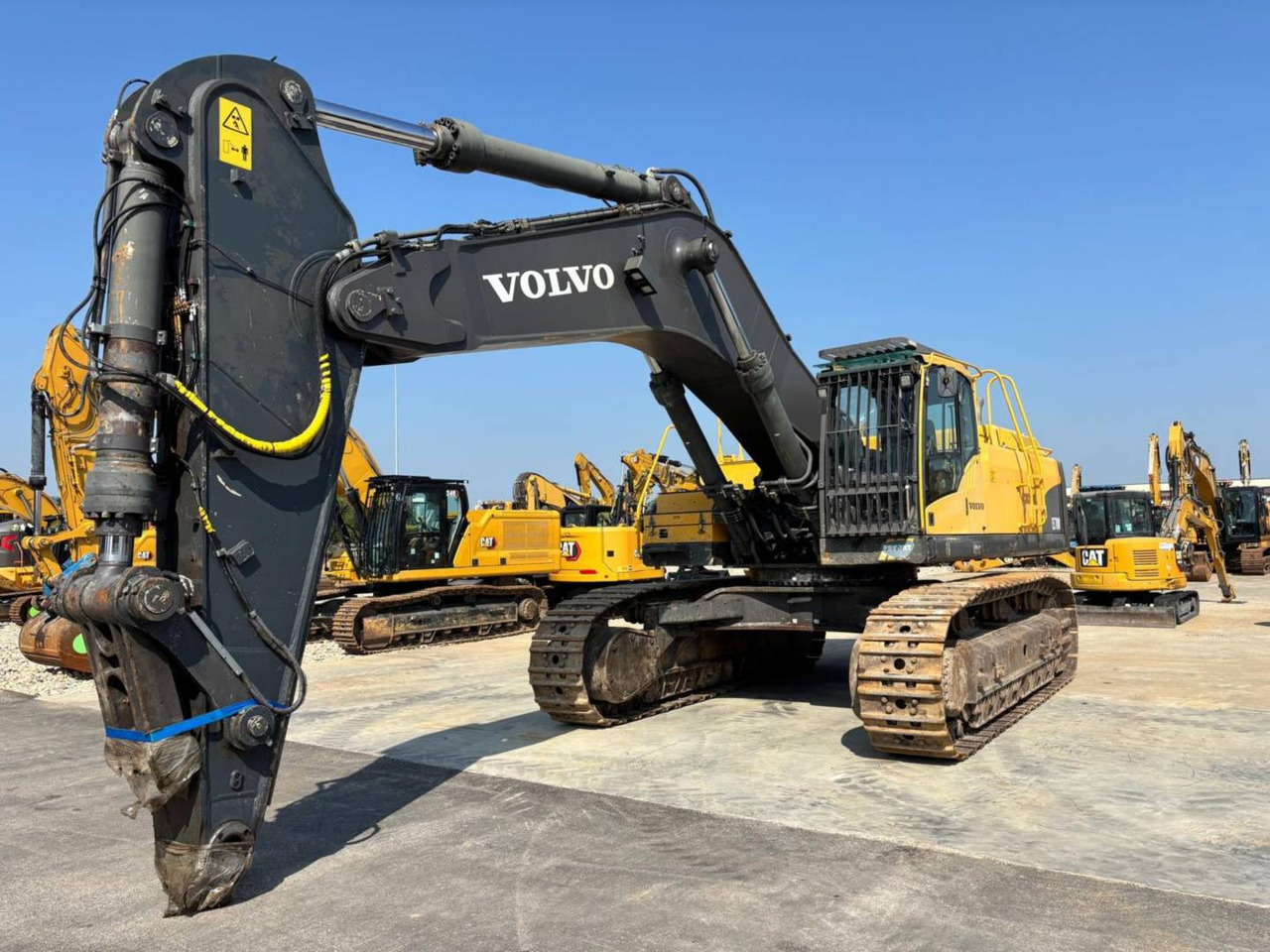 VOLVO CONSTRUCTION EQUIPMENT EC700 CL - Crawler excavator: picture 2 VOLVO CONSTRUCTION EQUIPMENT EC700 CL - Crawler excavator: picture 2