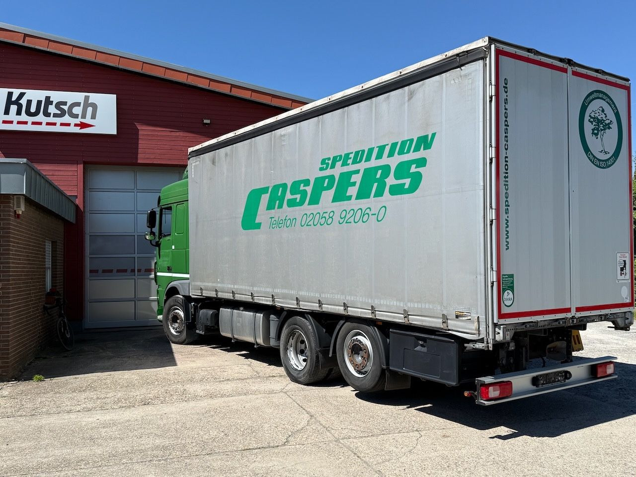 DAF XF 480 Plane 6x2 - Curtainsider truck: picture 4 DAF XF 480 Plane 6x2 - Curtainsider truck: picture 4