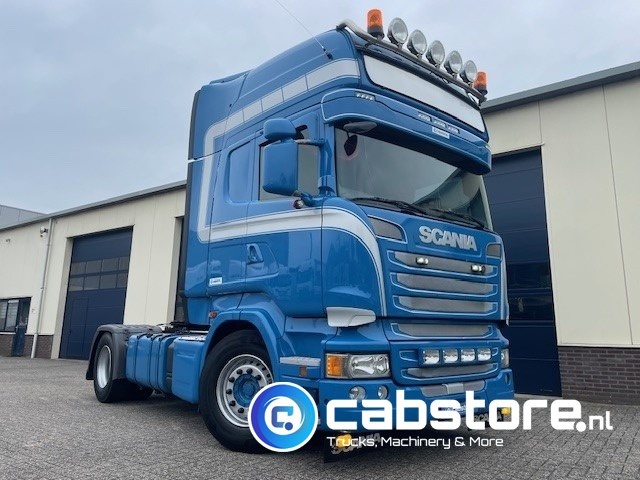 Scania R450 LA4X2MNA Euro 6 Topline Scania R450 LA4X2MNA Euro 6 - Topline - 2 Dieseltanks - Bouwjaar 2015 - Good condition - Tractor unit: picture 1 Scania R450 LA4X2MNA Euro 6 Topline Scania R450 LA4X2MNA Euro 6 - Topline - 2 Dieseltanks - Bouwjaar 2015 - Good condition - Tractor unit: picture 1