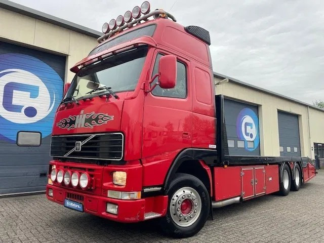 Volvo FH 12.460 6x2R Euro 3 - Oprijwagen - Machinetransporter - Year 2002 - APK tot 11-2025 - MANUAL - NL Truck - Autotransporter truck: picture 1 Volvo FH 12.460 6x2R Euro 3 - Oprijwagen - Machinetransporter - Year 2002 - APK tot 11-2025 - MANUAL - NL Truck - Autotransporter truck: picture 1