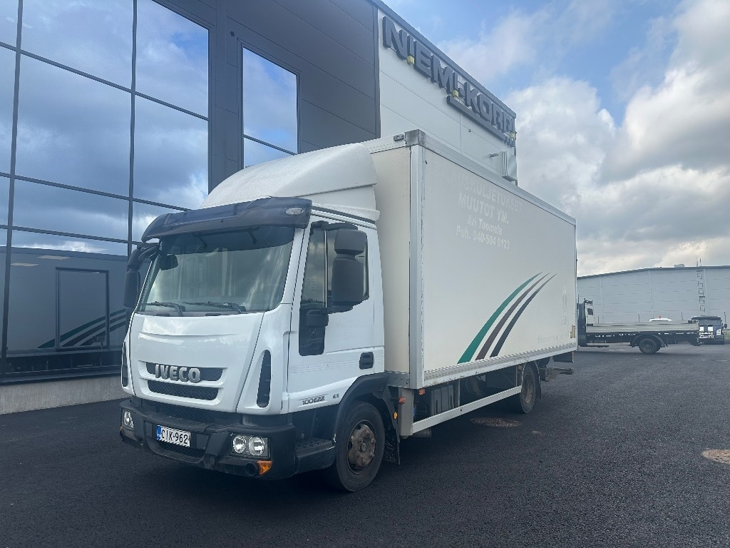 Iveco Eurocargo 100 E22 - Box truck: picture 1 Iveco Eurocargo 100 E22 - Box truck: picture 1