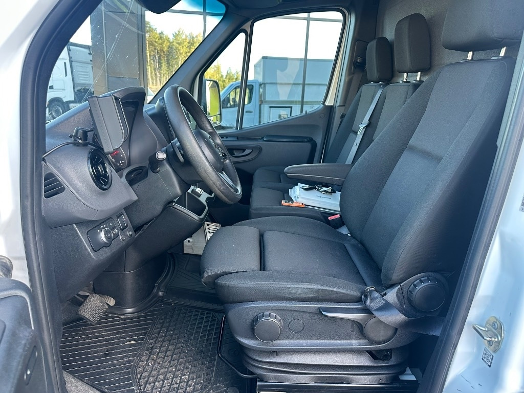 Box van Mercedes-Benz Sprinter 516 Nouseva kori: picture 15