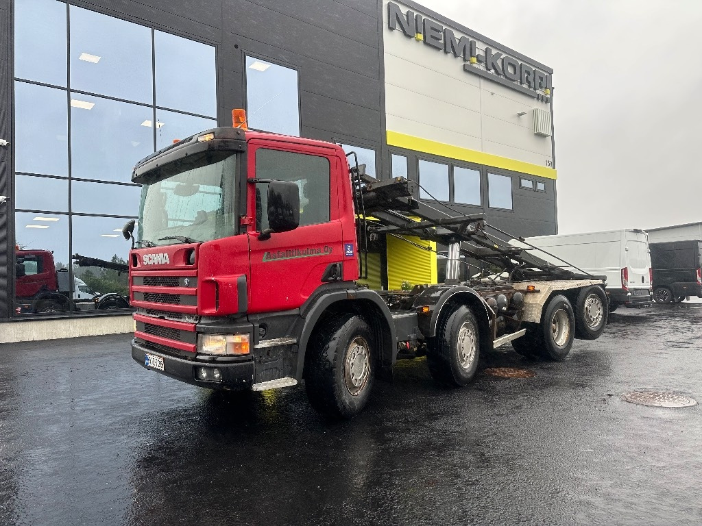 Scania P114 8x2*6 - Skip loader truck: picture 1 Scania P114 8x2*6 - Skip loader truck: picture 1