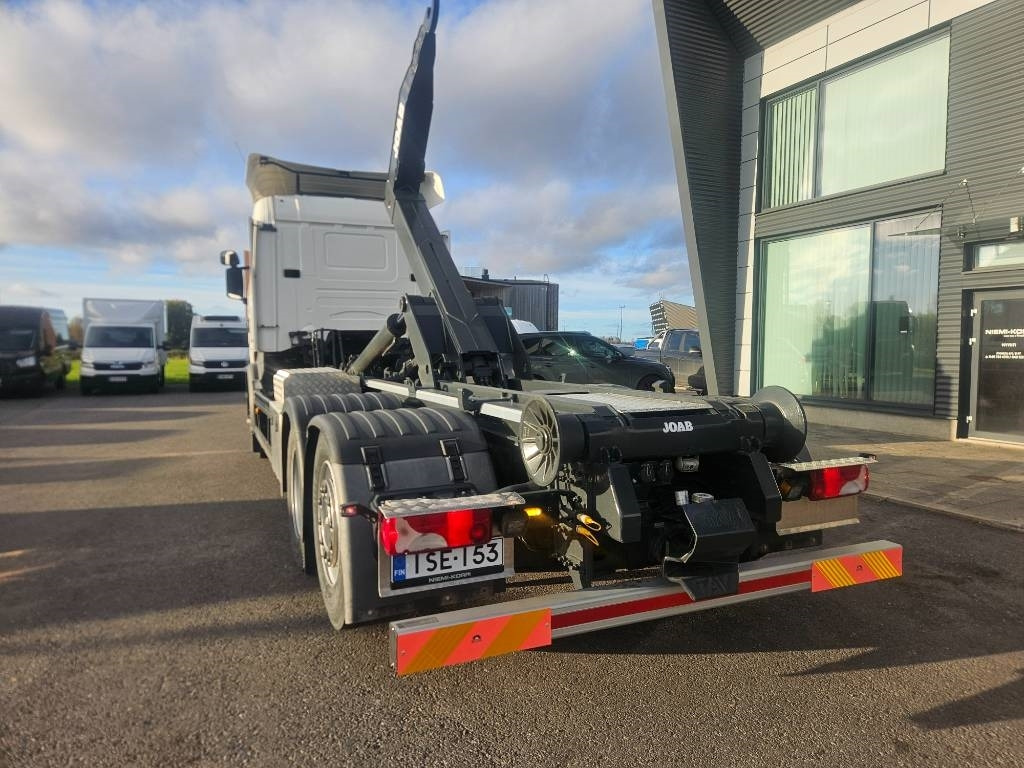 Scania R 450 6x2*4  - Hook lift truck: picture 4 Scania R 450 6x2*4  - Hook lift truck: picture 4