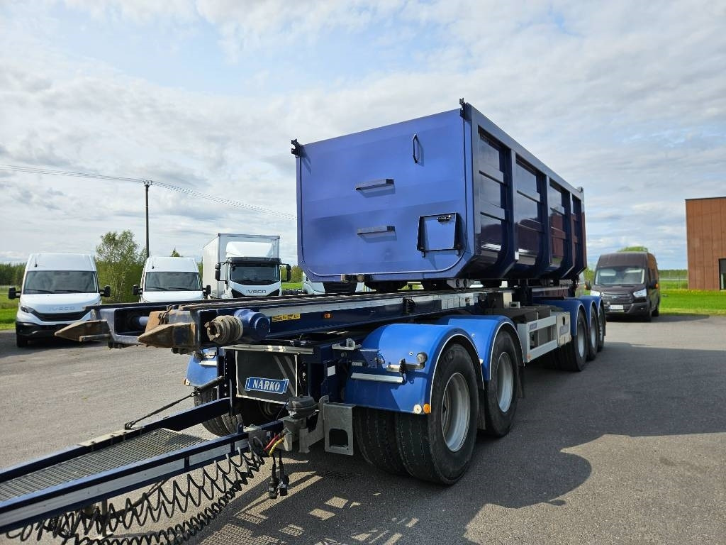 Tipper Sisu Polar 625 76tn tienhoitoauto: picture 9