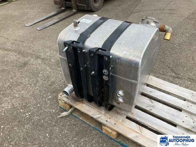 Hydraulik tank aluminum 225L - Hydraulic tank for Truck: picture 3 Hydraulik tank aluminum 225L - Hydraulic tank for Truck: picture 3