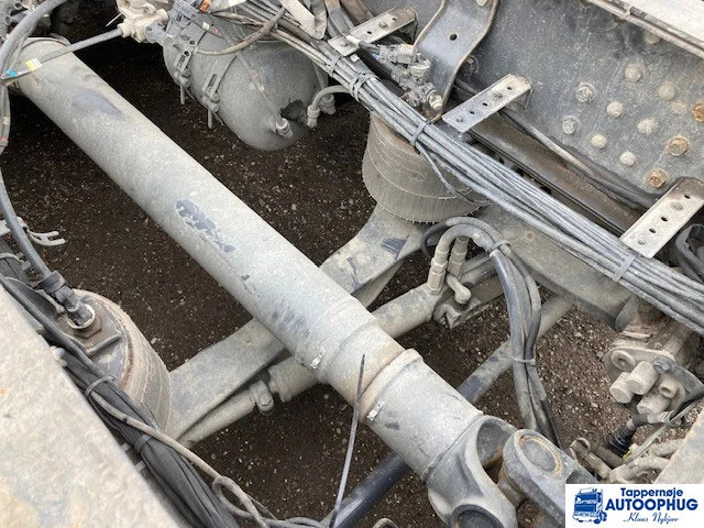 Volvo FH500 TC 8X2 - Cab chassis truck: picture 4 Volvo FH500 TC 8X2 - Cab chassis truck: picture 4