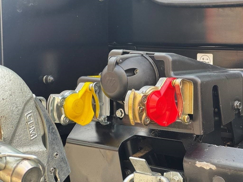 Leasing of Case IH Maxxum 150 CVX, 50k, air, 2024!  Case IH Maxxum 150 CVX, 50k, air, 2024!: picture 13