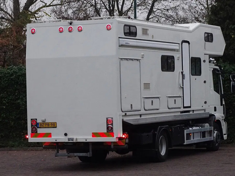 Iveco Eurocargo 12.250 AUT LEER CAM CAMPERUNIT TKM 31000 - Tow truck: picture 2 Iveco Eurocargo 12.250 AUT LEER CAM CAMPERUNIT TKM 31000 - Tow truck: picture 2