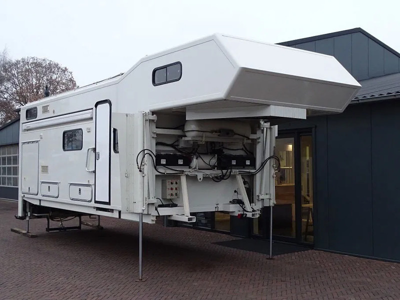 Iveco Eurocargo 12.250 AUT LEER CAM CAMPERUNIT TKM 31000 - Tow truck: picture 5 Iveco Eurocargo 12.250 AUT LEER CAM CAMPERUNIT TKM 31000 - Tow truck: picture 5