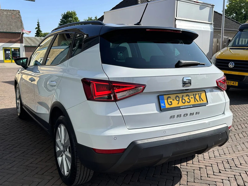 SEAT Arona 1.0 TSI Style Business Intense Carplay Dealeronderhouden Cruise Clima Navi Camera - Hatchback: picture 2 SEAT Arona 1.0 TSI Style Business Intense Carplay Dealeronderhouden Cruise Clima Navi Camera - Hatchback: picture 2
