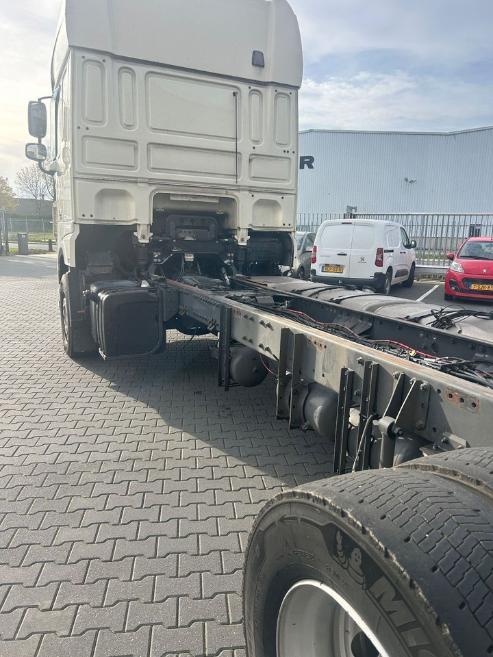 DAF XF 530 XF530 Super Space Cab FAR - Cab chassis truck: picture 5 DAF XF 530 XF530 Super Space Cab FAR - Cab chassis truck: picture 5