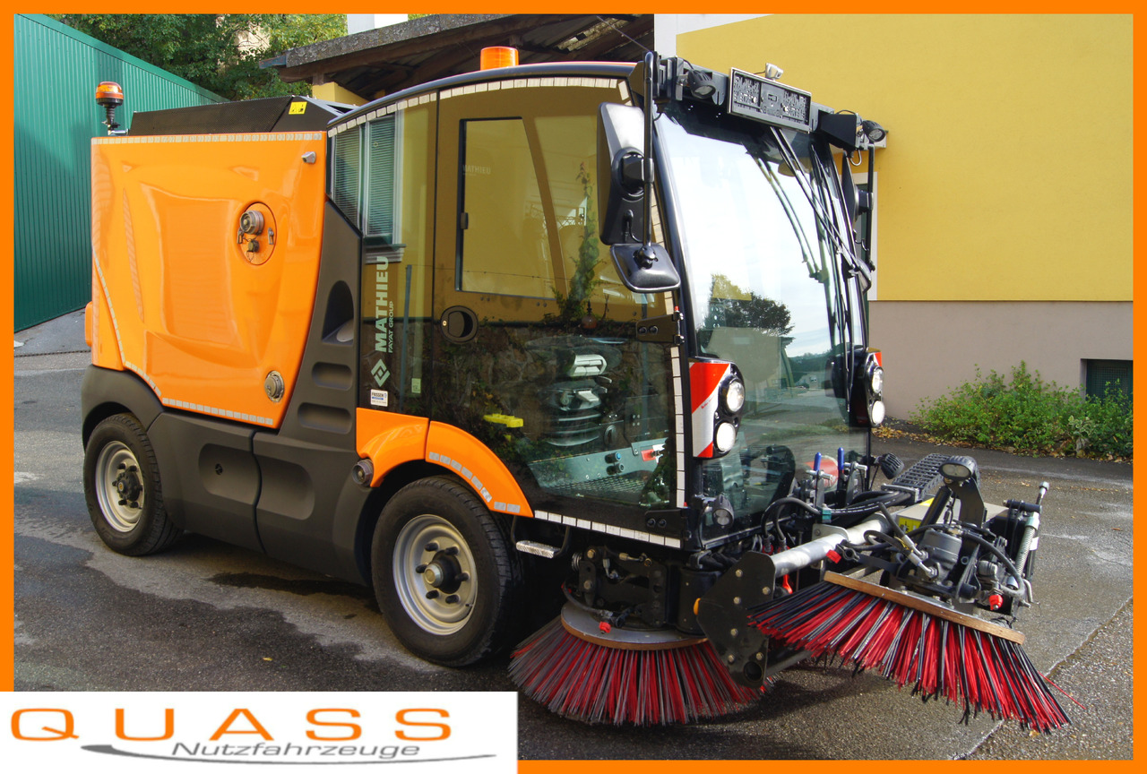MATHIEU Azura Flex MC210 3-rd brush / EURO 6 - Road sweeper: picture 1 MATHIEU Azura Flex MC210 3-rd brush / EURO 6 - Road sweeper: picture 1