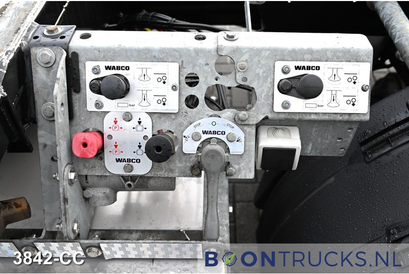 Container transporter/ Swap body semi-trailer D-Tec FLEXITRAILER | 2x20-30-40-45ft HC * 2x LIFT AXLE * 3x EXTENDABLE * ADR * APK 10-2026 * NL TRAILER: picture 11