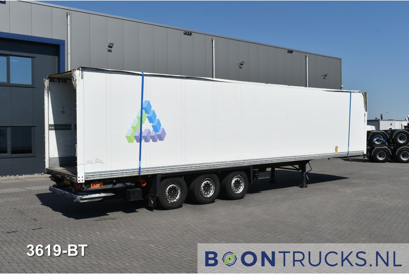 Schmitz Cargobull SCB*S3B | DAMAGED / SCHADE * TAIL LIFT (WORKING) * DISC BRAKES - Closed box semi-trailer: picture 1 Schmitz Cargobull SCB*S3B | DAMAGED / SCHADE * TAIL LIFT (WORKING) * DISC BRAKES - Closed box semi-trailer: picture 1