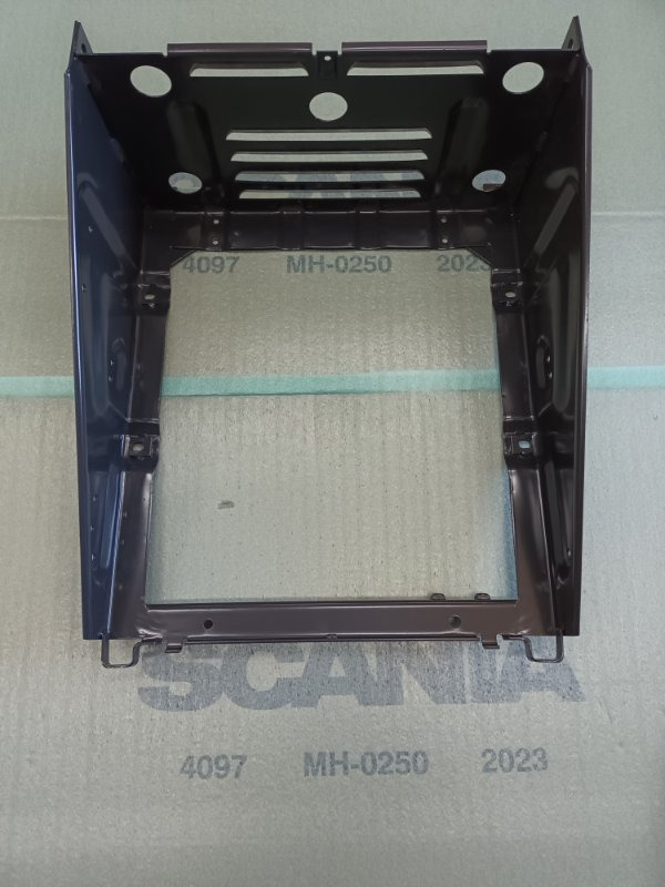 SCANIA BATTERY BOX - 367510 - Battery for Truck: picture 1 SCANIA BATTERY BOX - 367510 - Battery for Truck: picture 1