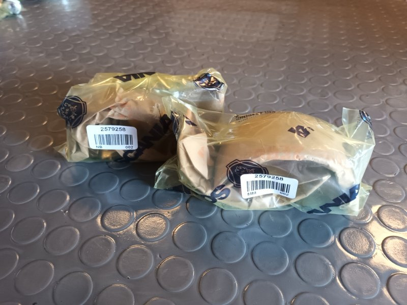 SCANIA CONNECTION ROD BEARING - 2579258 - Connecting rod for Truck: picture 1 SCANIA CONNECTION ROD BEARING - 2579258 - Connecting rod for Truck: picture 1