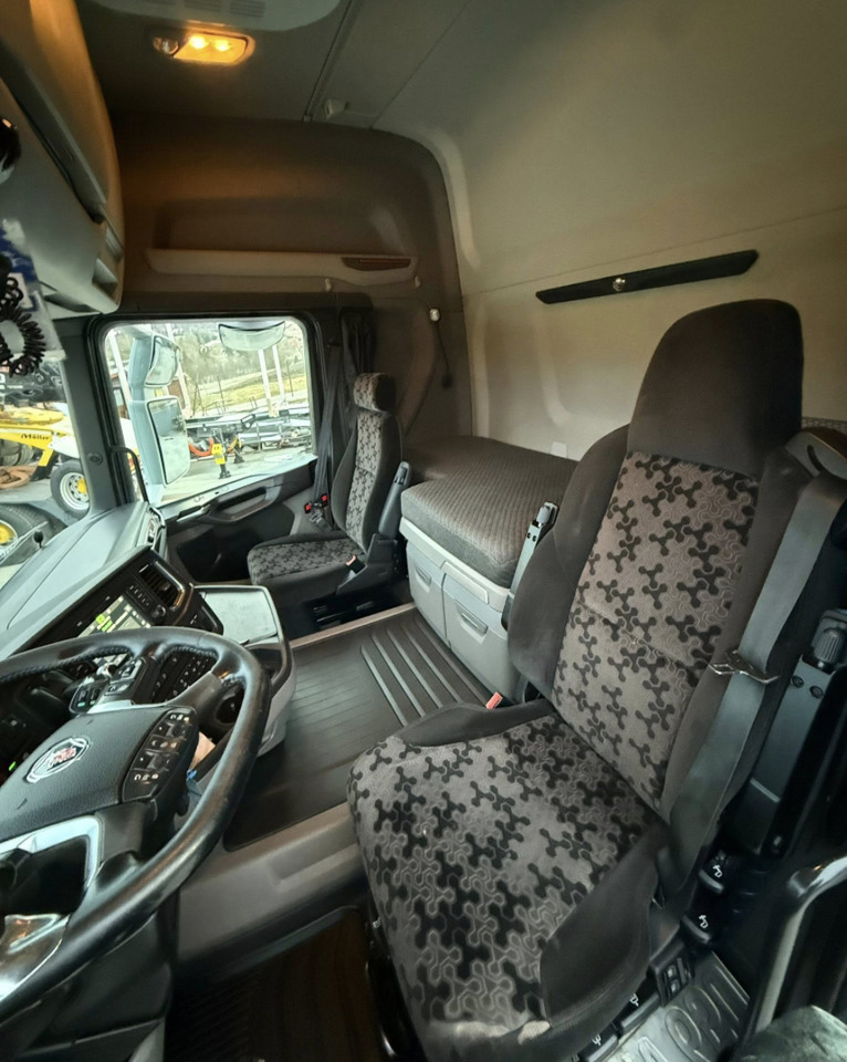 Log truck SCANIA R580: picture 7 Log truck SCANIA R580: picture 7