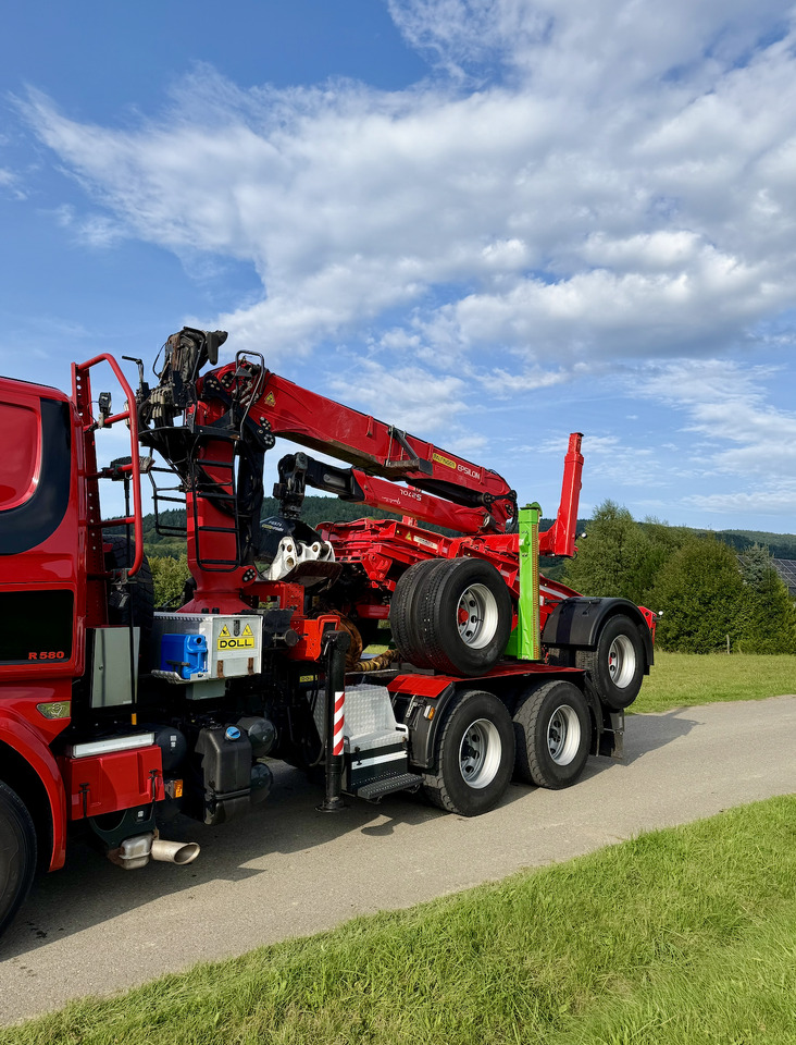 SCANIA R580 - Log truck, Crane truck: picture 3 SCANIA R580 - Log truck, Crane truck: picture 3