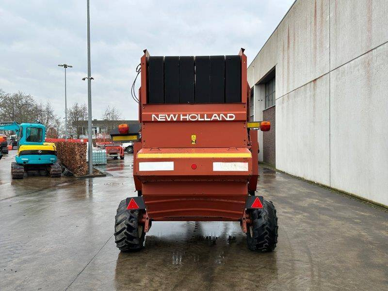 New Holland 654 - Agricultural machinery: picture 5 New Holland 654 - Agricultural machinery: picture 5