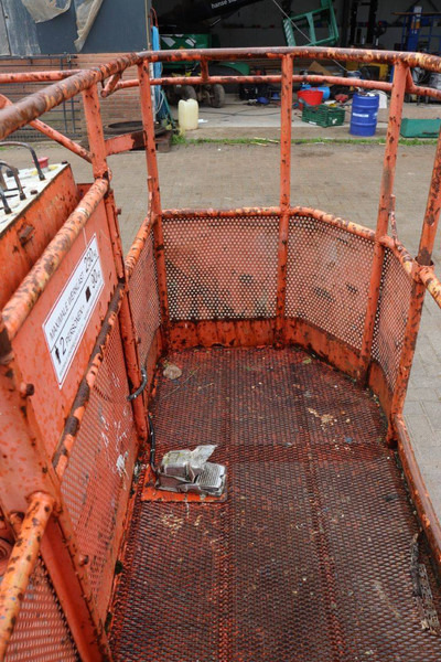 Telescopic boom Aichi SR182: picture 11