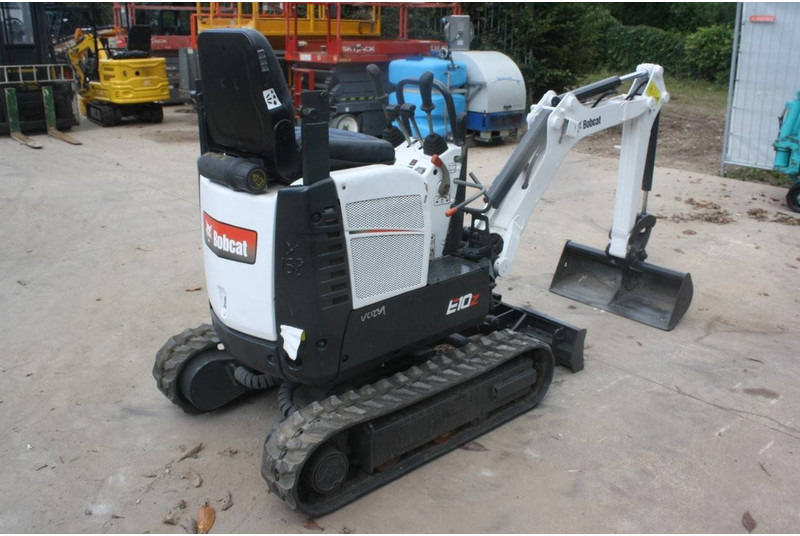 Bobcat E08 - Mini excavator: picture 4 Bobcat E08 - Mini excavator: picture 4