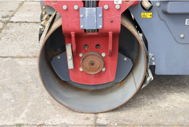 Roller Dynapac CC1300: picture 14