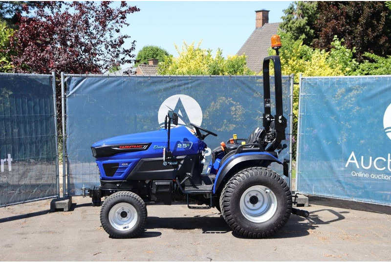 Farmtrac 25G Electric - Farm tractor: picture 2 Farmtrac 25G Electric - Farm tractor: picture 2