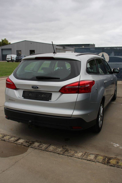 Ford Focus - Sedan: picture 5 Ford Focus - Sedan: picture 5