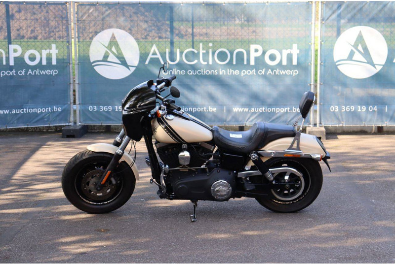 Harley-Davidson Dyna Fat Bob - Motorcycle: picture 2 Harley-Davidson Dyna Fat Bob - Motorcycle: picture 2