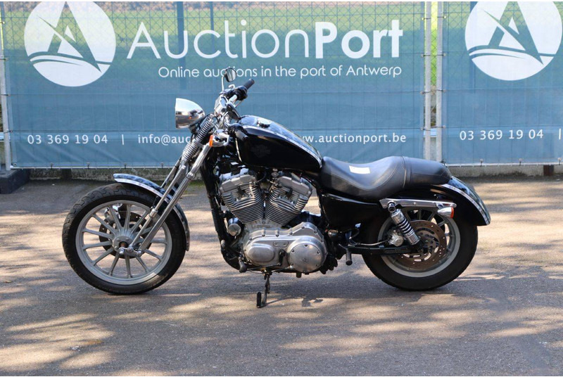 Harley-Davidson Sportster 883 Springer - Motorcycle: picture 2 Harley-Davidson Sportster 883 Springer - Motorcycle: picture 2