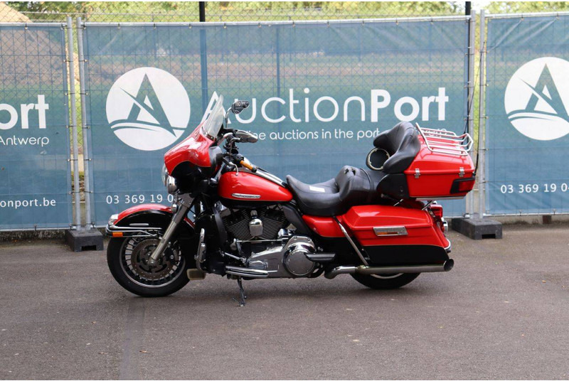 Harley-Davidson Ultra Classic - Motorcycle: picture 1 Harley-Davidson Ultra Classic - Motorcycle: picture 1