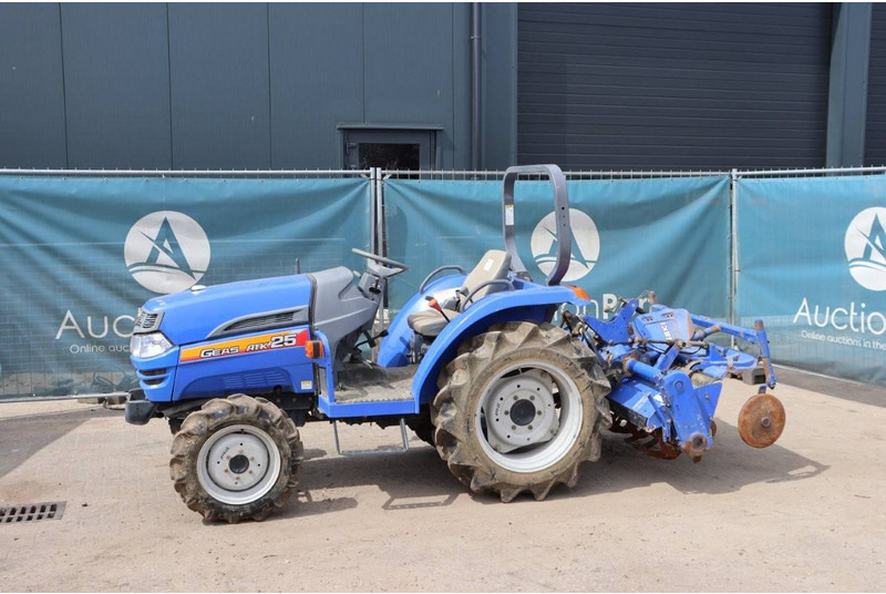 Iseki AT25 - Farm tractor: picture 1 Iseki AT25 - Farm tractor: picture 1