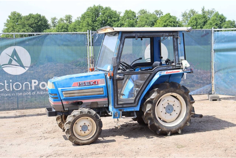 Iseki TA227 - Farm tractor: picture 1 Iseki TA227 - Farm tractor: picture 1