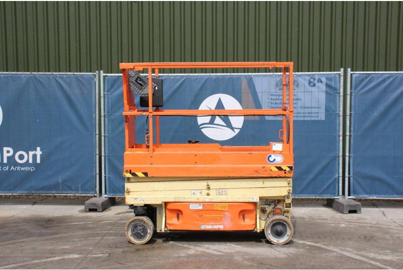 JLG 1930ES - Scissor lift: picture 2 JLG 1930ES - Scissor lift: picture 2