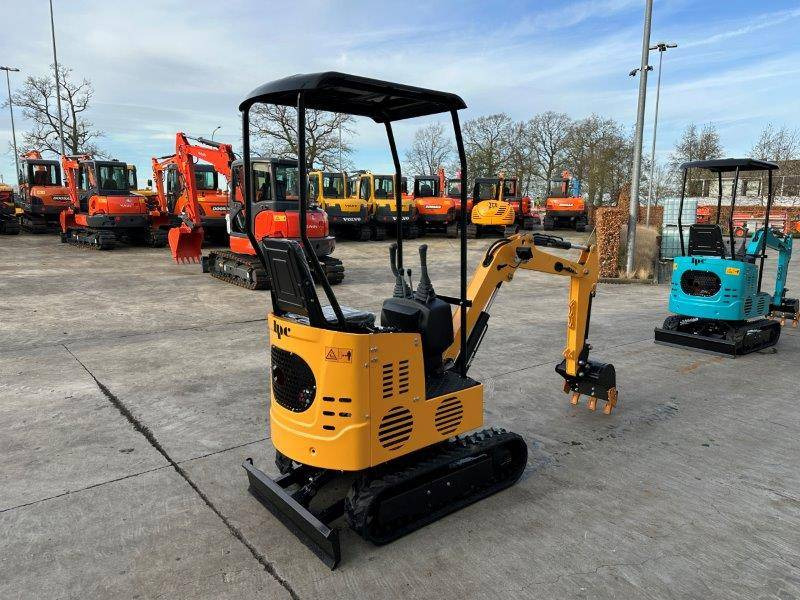 JPC KV12 - Mini excavator: picture 4 JPC KV12 - Mini excavator: picture 4