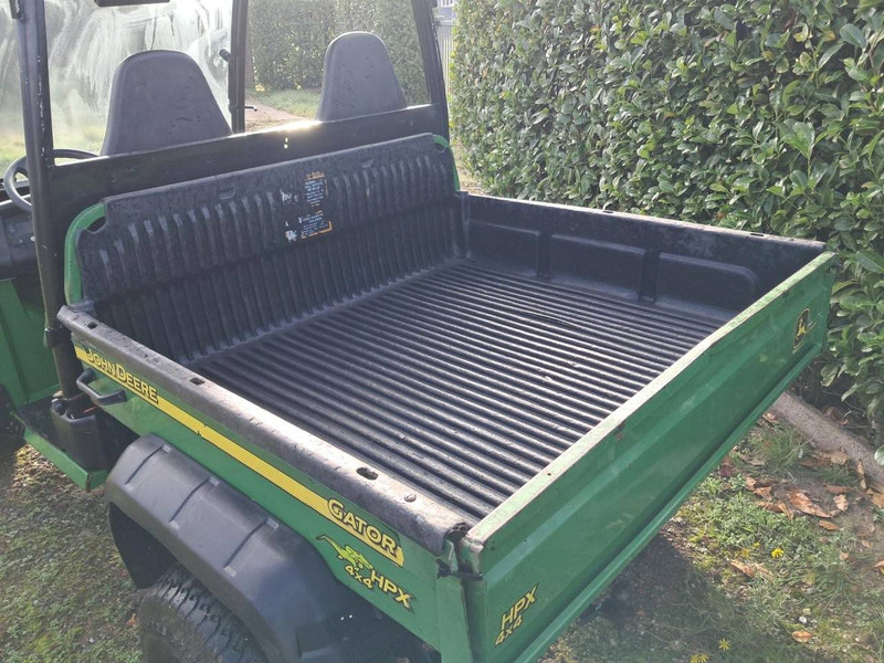 John Deere - Golf cart: picture 4 John Deere - Golf cart: picture 4