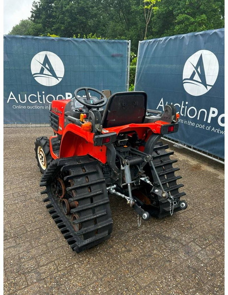 Kubota B1-14D - Farm tractor: picture 2 Kubota B1-14D - Farm tractor: picture 2