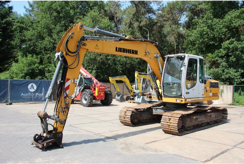 Crawler excavator Liebherr R 900 C Litronic: picture 8