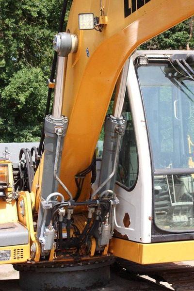 Crawler excavator Liebherr R 900 C Litronic: picture 17