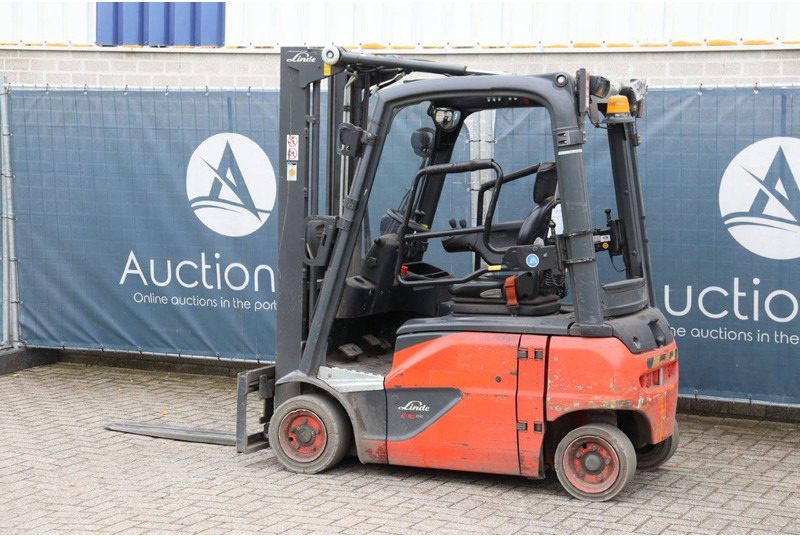 Linde E16P-02 - Electric forklift: picture 3 Linde E16P-02 - Electric forklift: picture 3