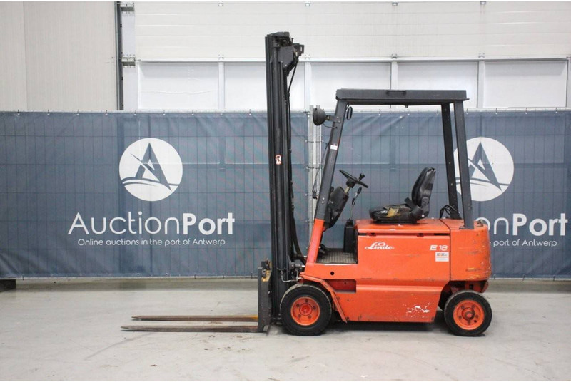 Linde E18P - Electric forklift: picture 2 Linde E18P - Electric forklift: picture 2