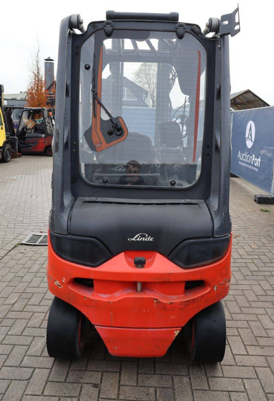 Linde E25L-01 - Electric forklift: picture 5 Linde E25L-01 - Electric forklift: picture 5