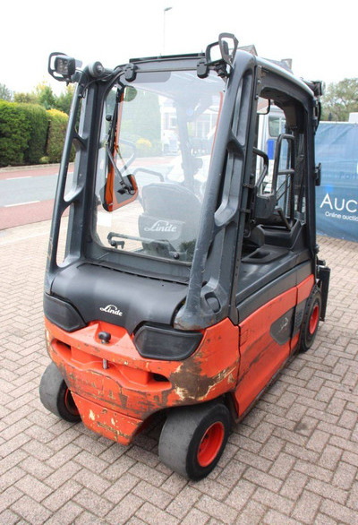 Linde E25L-01 - Electric forklift: picture 5 Linde E25L-01 - Electric forklift: picture 5