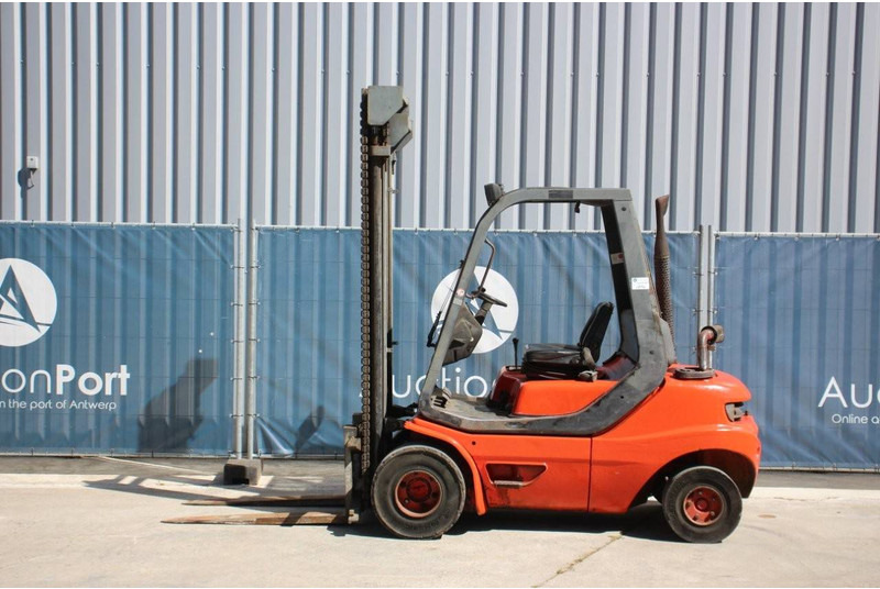Linde H30D-02 - Diesel forklift: picture 2 Linde H30D-02 - Diesel forklift: picture 2