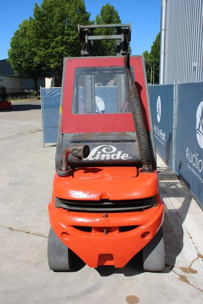 Linde H30D-02 - Diesel forklift: picture 4 Linde H30D-02 - Diesel forklift: picture 4